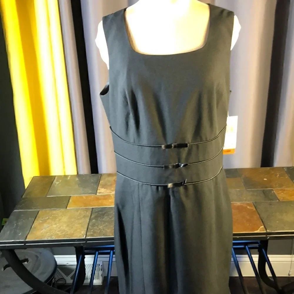 John Roberts size 14 sleeveless midi black dress